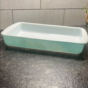 Vintage Pyrex Turquoise/blue Rectangular Baking Dish. Casserole. #232 2 quart